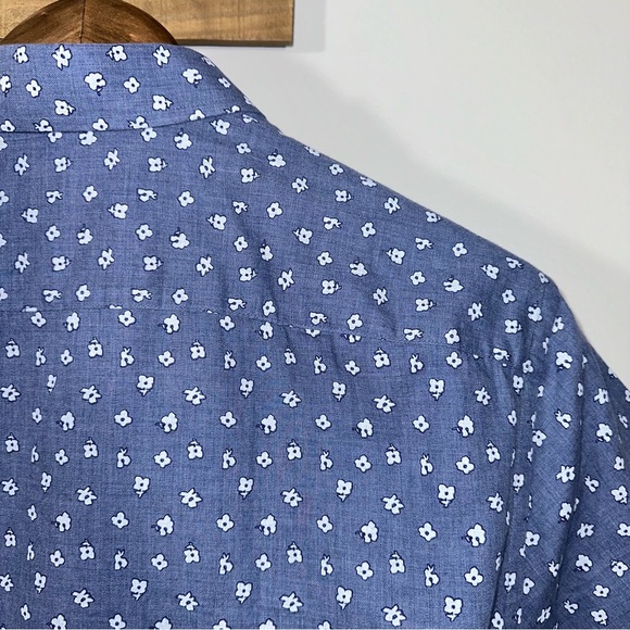 šUNTUCKit Menās Slim Fit Button Down Shortsleeved Shirt - Size Large SLIM FIT - Picture 11 of 14